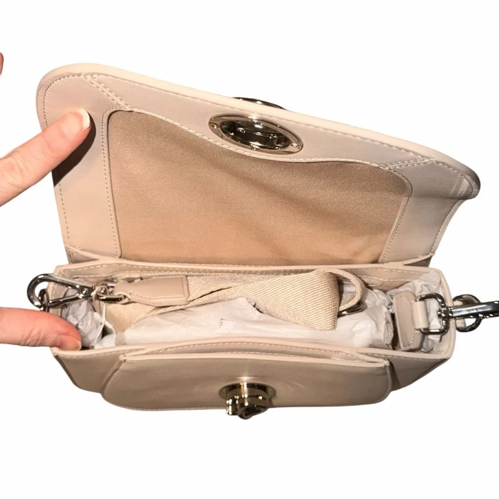 Lululemon Leather Alternative Crossbody Bag 1.5L Cashew and Silver MSRP $198 NWT - Picture 7 of 8